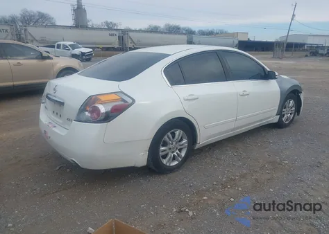 2010 Nissan Altima 2.5 S z USA, uszkodzony, nr VIN 1N4AL2AP2AN494696